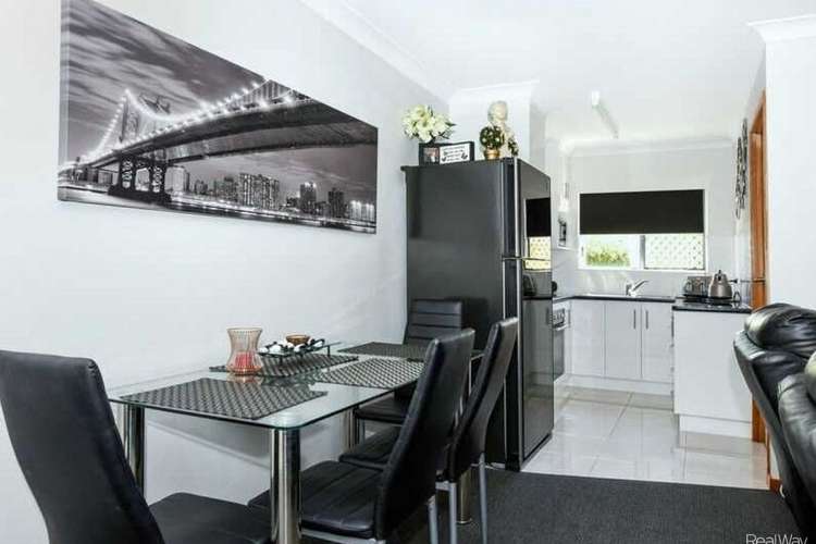 Fourth view of Homely townhouse listing, 8 & 9/9 Whitefriars Street, Rockville QLD 4350