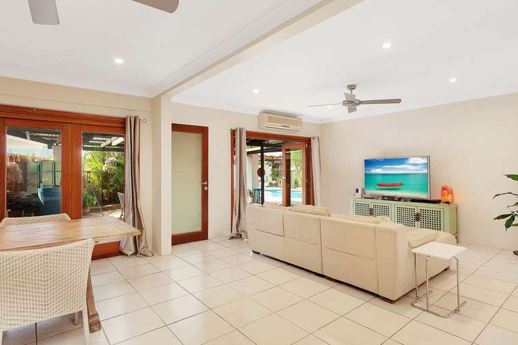 Sixth view of Homely semiDetached listing, 1/22 Adams Avenue, Miami QLD 4220