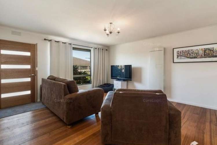 Third view of Homely unit listing, 2/20 Beatty Parade, Mornington VIC 3931