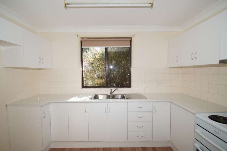 Second view of Homely unit listing, 2/21 Verna Close, Armidale NSW 2350