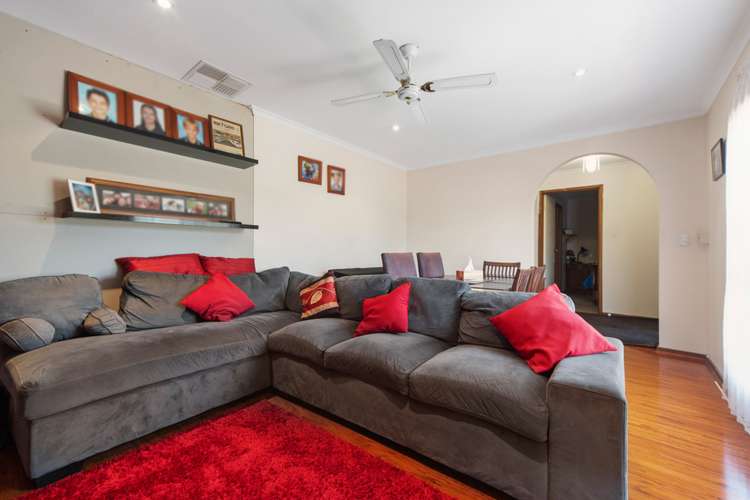 Second view of Homely house listing, 31 Thornbill Drive, Carrum Downs VIC 3201