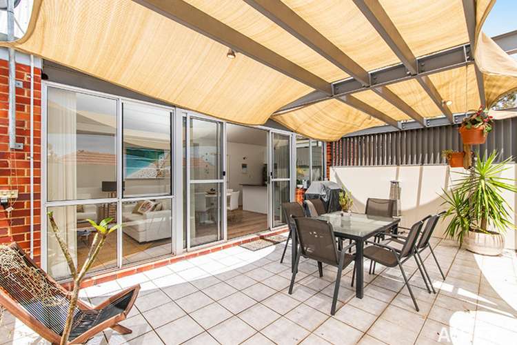 Main view of Homely townhouse listing, 2/16 Wright Street, Perth WA 6000
