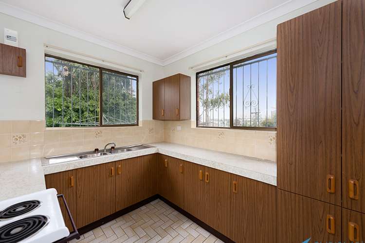 Third view of Homely apartment listing, 1/65 Hawthorne Street, Woolloongabba QLD 4102