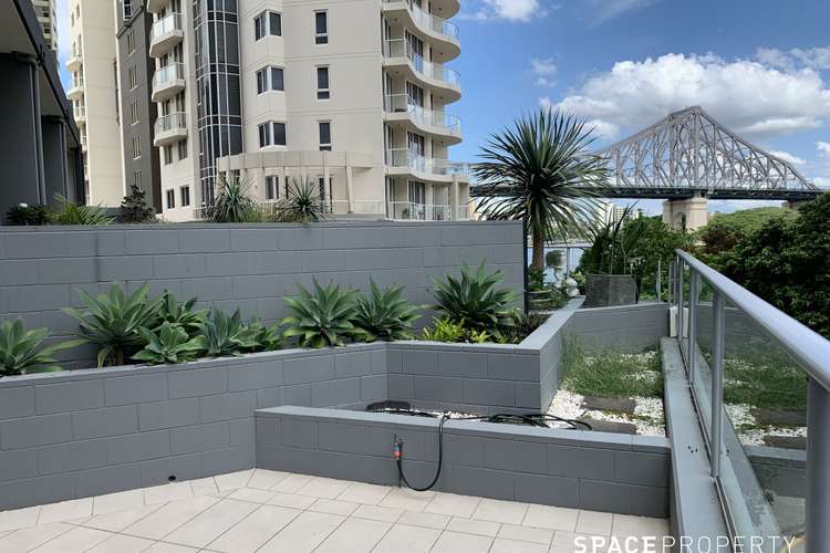 Main view of Homely apartment listing, 30 Macrossan Street, Brisbane City QLD 4000