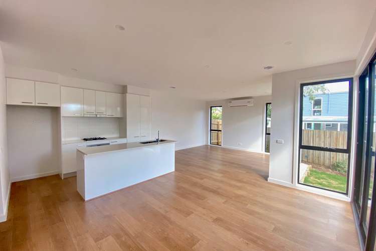 Second view of Homely townhouse listing, 4/3 Bayview Road, Mornington VIC 3931