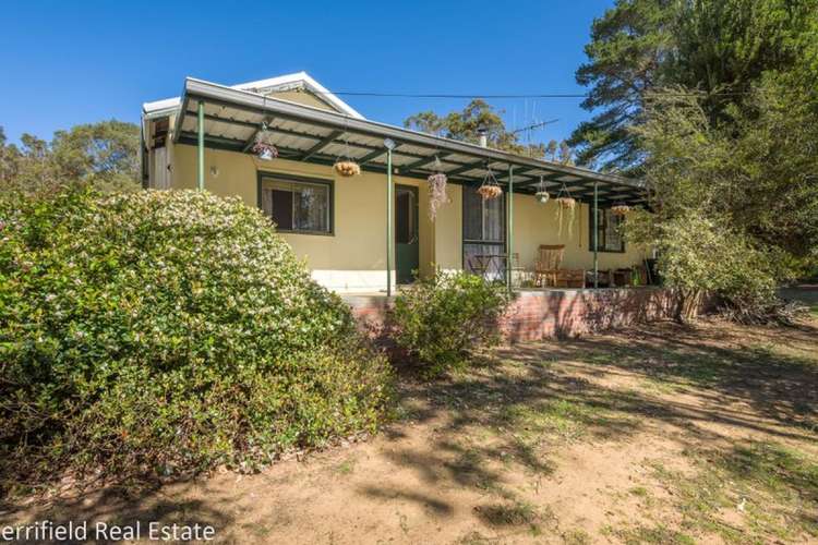 17 Bolganup Road, Porongurup WA 6324