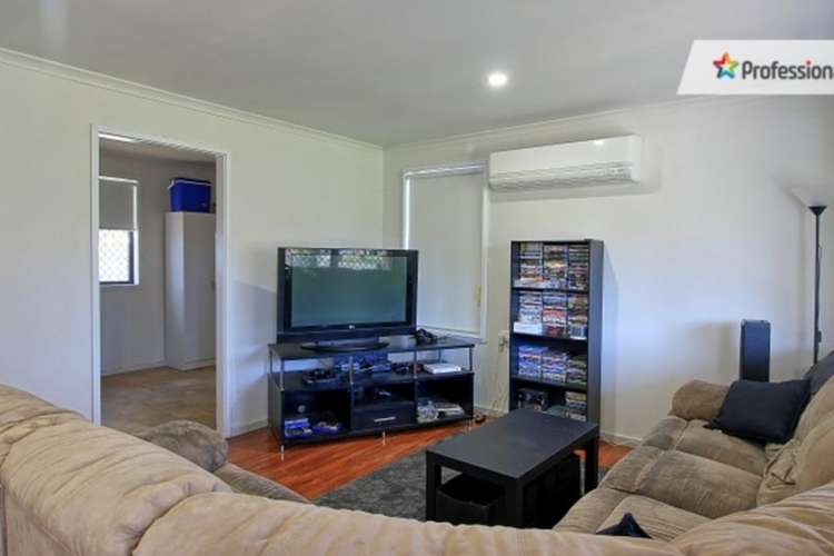 Second view of Homely house listing, 7 Warren Place, Mount Austin NSW 2650