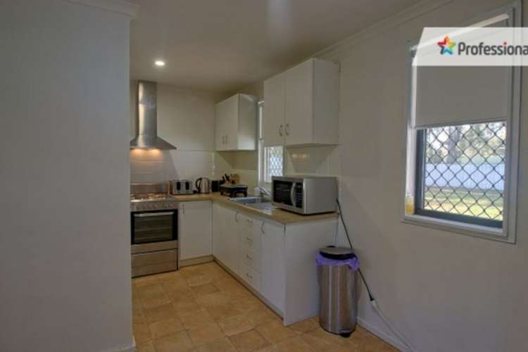 Fourth view of Homely house listing, 7 Warren Place, Mount Austin NSW 2650