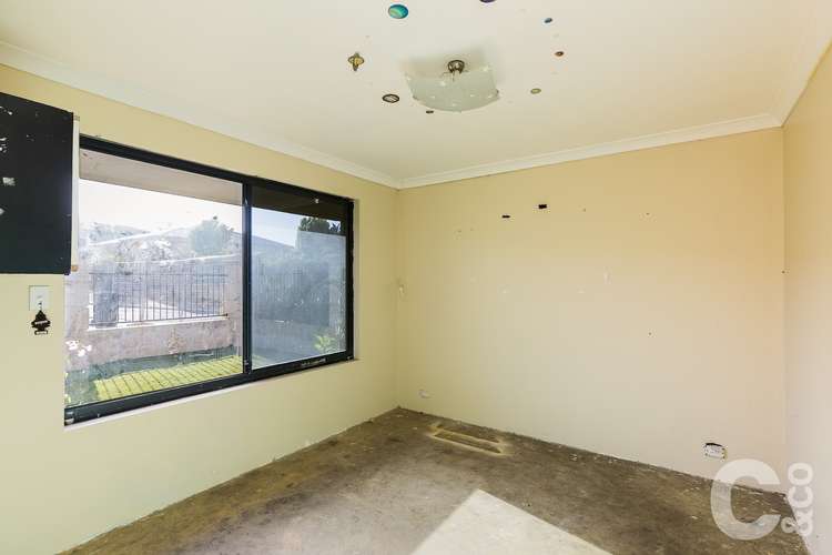 Fourth view of Homely house listing, 7a Hueston Lookout, Leda WA 6170