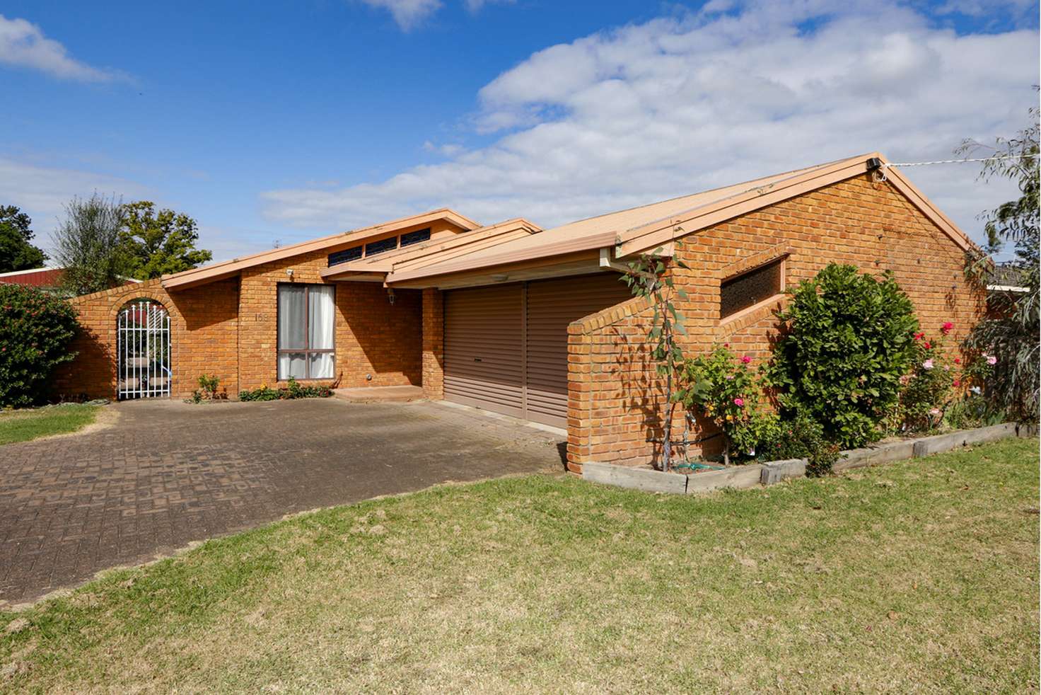 Main view of Homely house listing, 168 Raglan Street, Sale VIC 3850