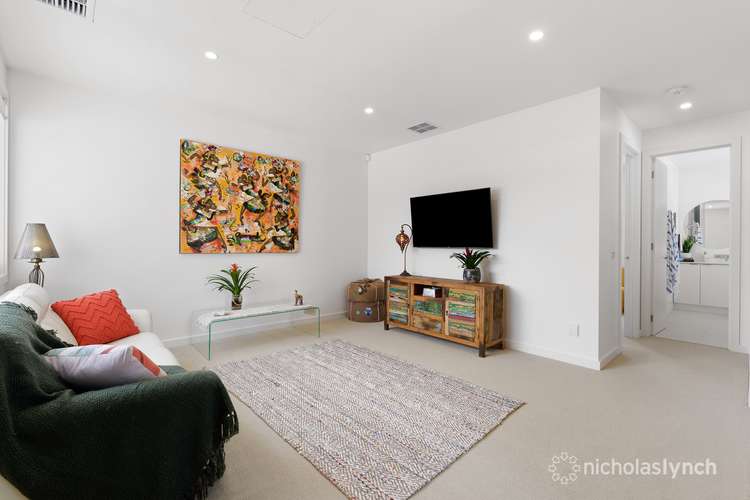 Fifth view of Homely house listing, 2 Gordon Street, Mornington VIC 3931