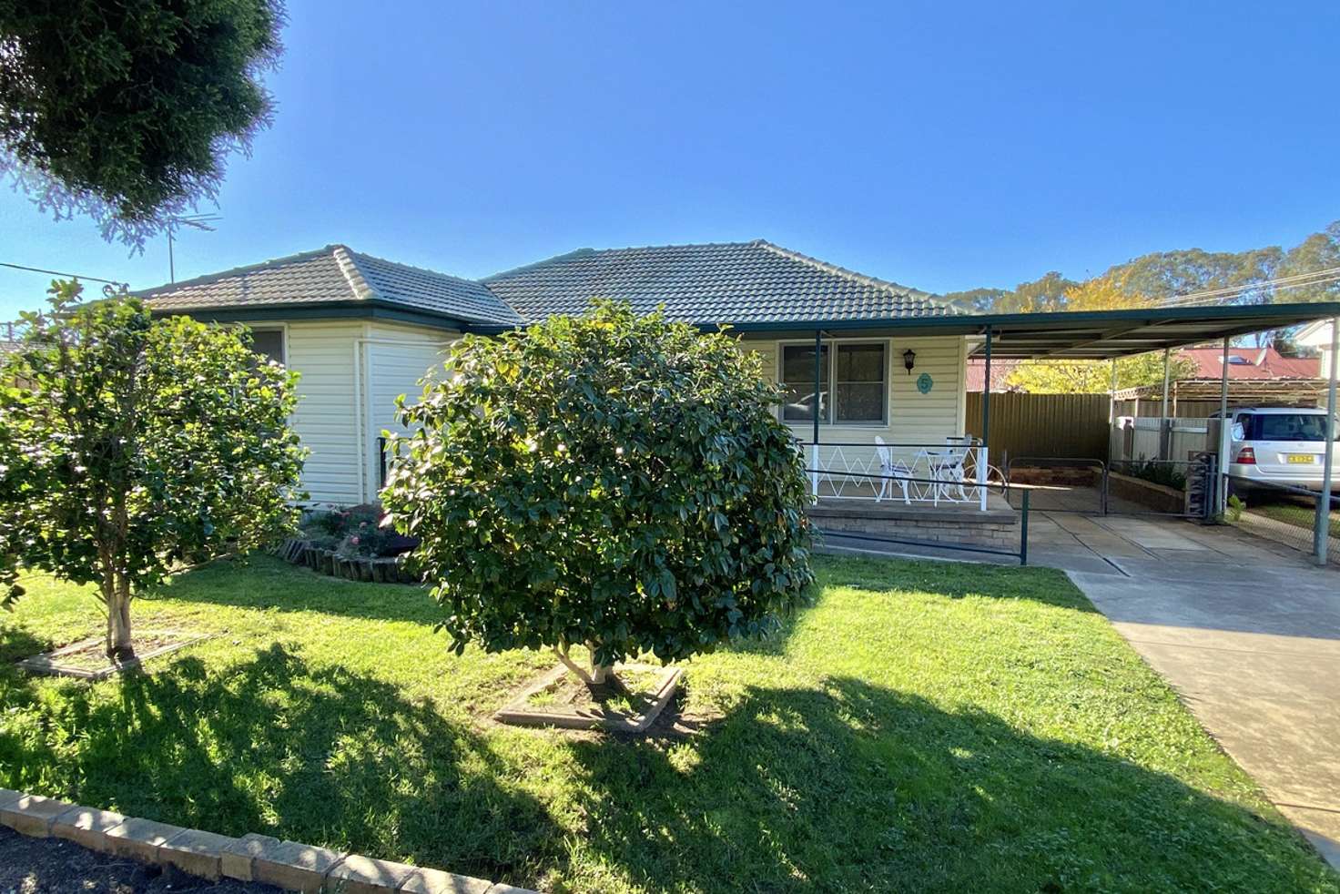 Main view of Homely house listing, 5 Tarakan Avenue, Ashmont NSW 2650