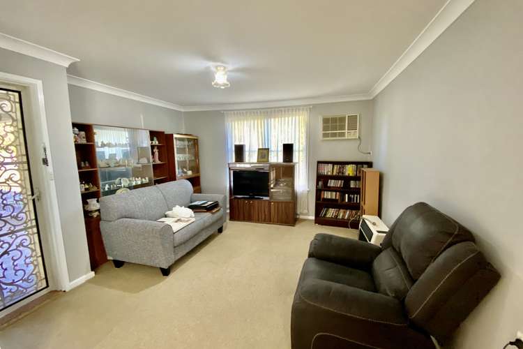Second view of Homely house listing, 5 Tarakan Avenue, Ashmont NSW 2650