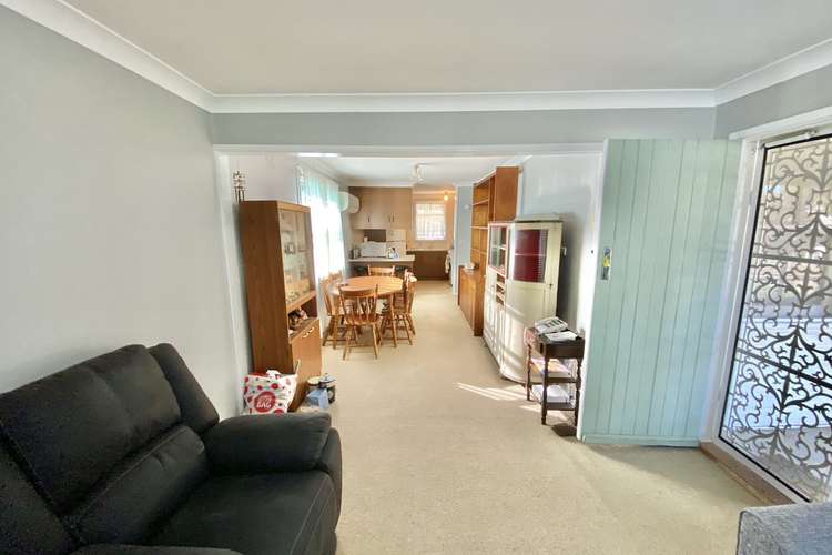 Third view of Homely house listing, 5 Tarakan Avenue, Ashmont NSW 2650