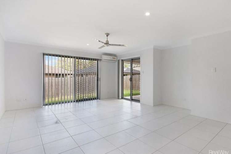 Third view of Homely semiDetached listing, 1/116 Graham Road, Morayfield QLD 4506