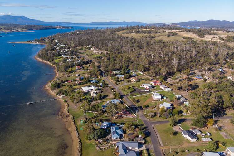 1 Baring Court, Triabunna TAS 7190