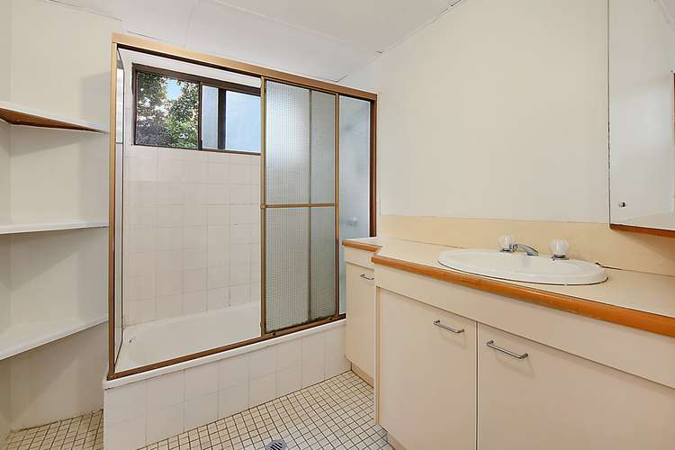 Sixth view of Homely unit listing, 3/28 Kent Street, Hamilton QLD 4007