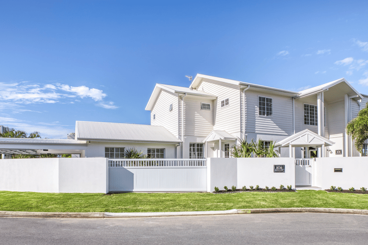 Fourth view of Homely house listing, 10 Helen Court, Broadbeach Waters QLD 4218
