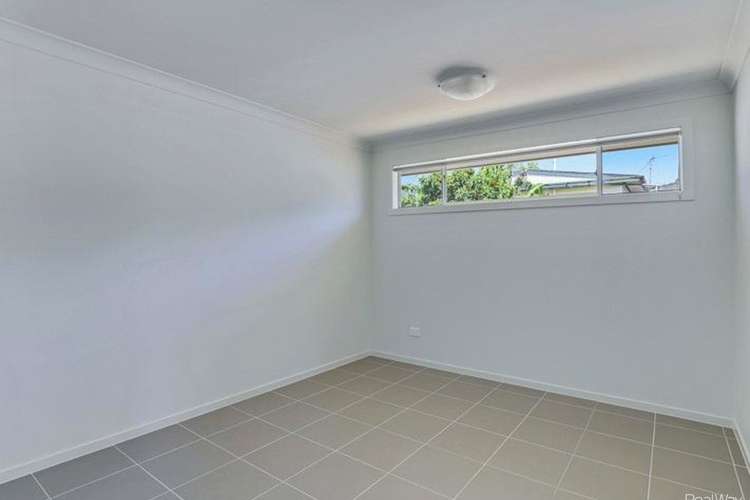 Fourth view of Homely unit listing, 2/314A Bridge Street, Newtown QLD 4350