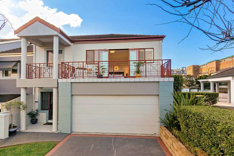 Third view of Homely townhouse listing, 18/1 Queen Street, Cooks Hill NSW 2300