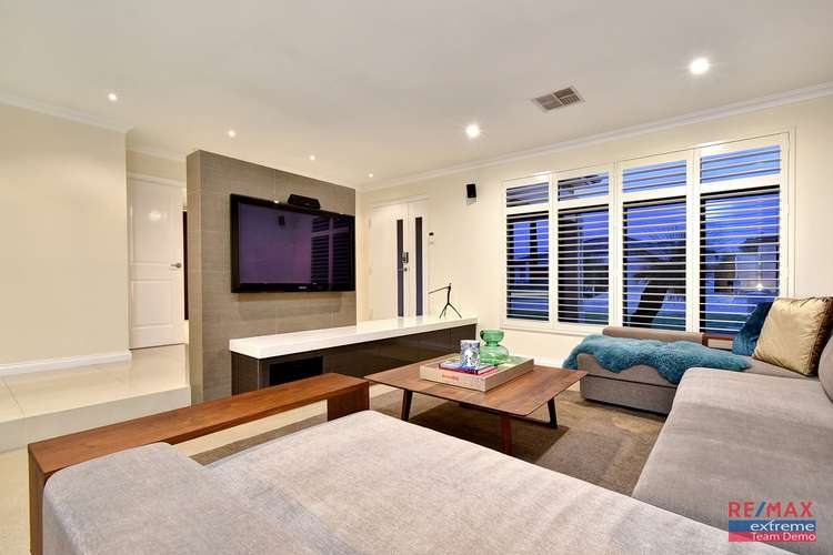 Seventh view of Homely house listing, 25 Fineview Crescent, Carramar WA 6031