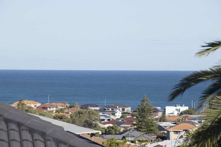 Fourth view of Homely house listing, 6 Nerite Place, Mullaloo WA 6027