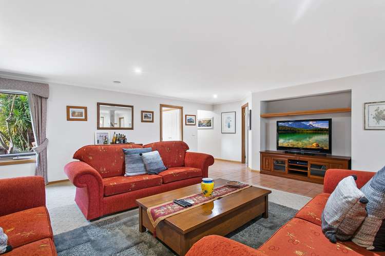Fourth view of Homely house listing, 8 Wintersun Road, Berwick VIC 3806