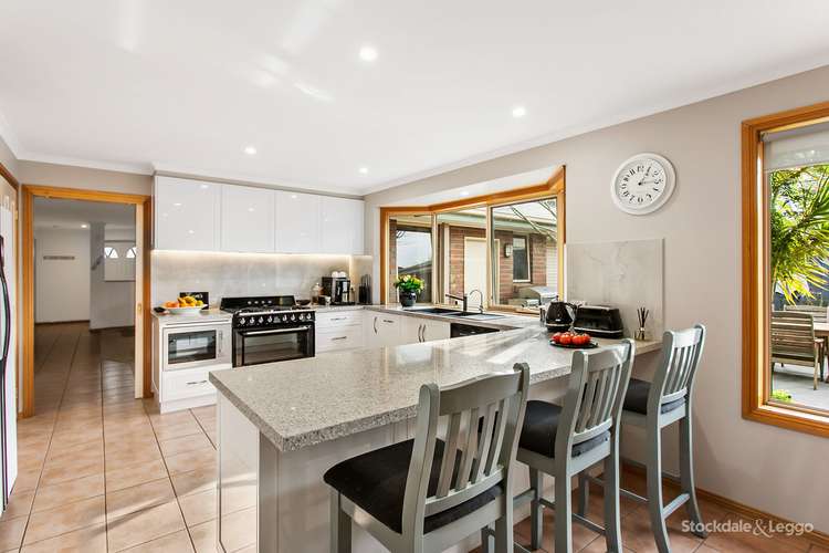 Fifth view of Homely house listing, 8 Wintersun Road, Berwick VIC 3806