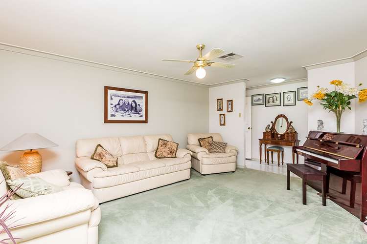 Seventh view of Homely house listing, 2 Melo Court, Heathridge WA 6027