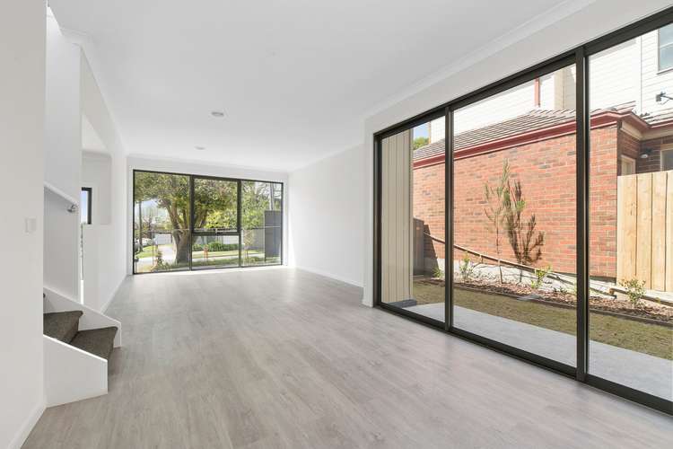 Sixth view of Homely townhouse listing, 1/5 Melville Avenue, Frankston VIC 3199