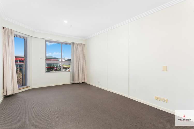 Third view of Homely apartment listing, 1009/28 Harbour Street, Sydney NSW 2000