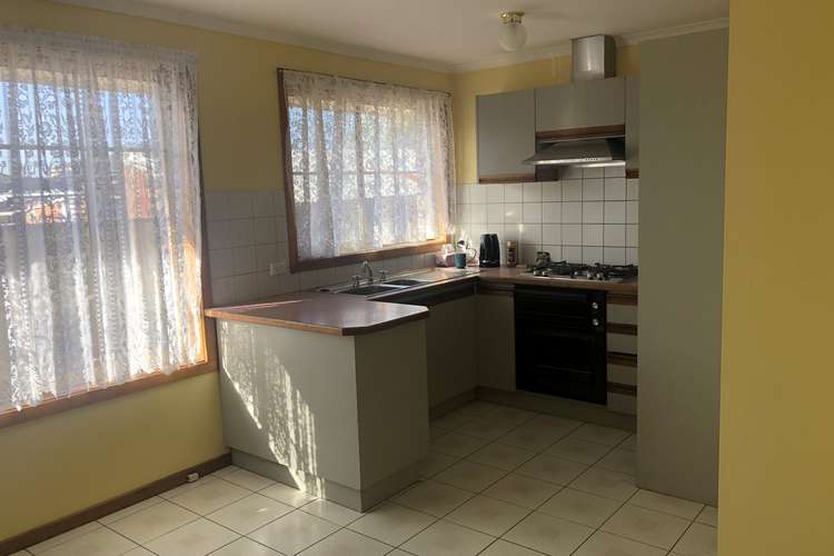Main view of Homely unit listing, 5/2 Percy Street, St Albans VIC 3021