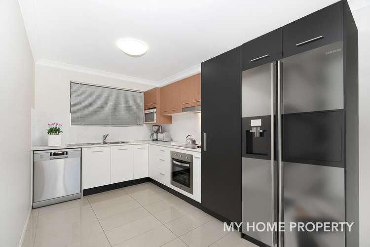 Second view of Homely unit listing, 2/288 Riding Road, Balmoral QLD 4171