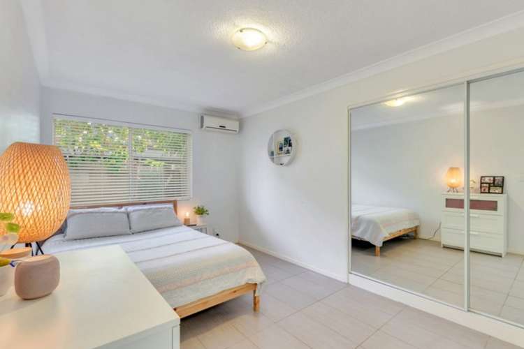 Fourth view of Homely house listing, 2/33 Victoria Terrace, Gordon Park QLD 4031