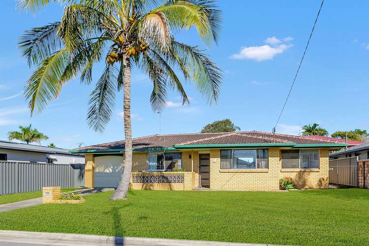 Main view of Homely house listing, 4 Araluen Avenue, Palm Beach QLD 4221