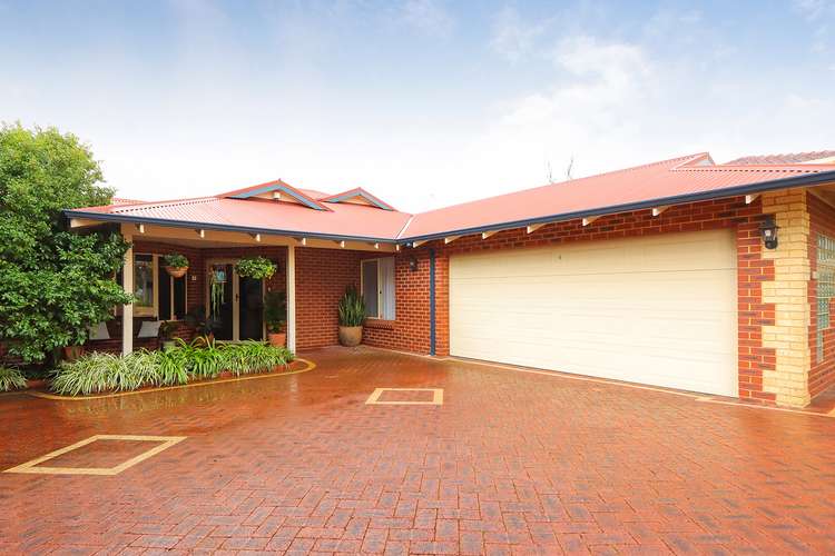 Third view of Homely house listing, 8 Spyglass Circle, Canning Vale WA 6155