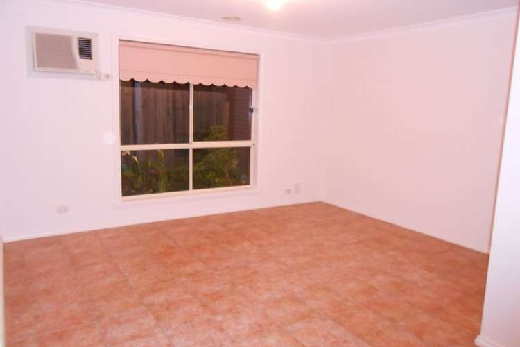 Second view of Homely unit listing, 2/1 Una Street, Sunshine VIC 3020