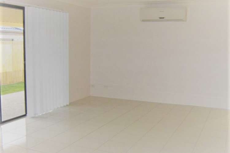 Fifth view of Homely house listing, 53 Dornoch Cr, Raceview QLD 4305