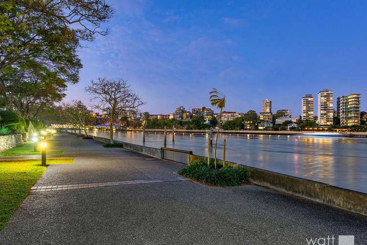 Second view of Homely unit listing, 4/10 Goodwin Street, Kangaroo Point QLD 4169