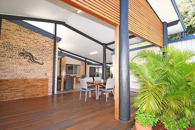 Second view of Homely house listing, 4 Craig Crescent, Pialba QLD 4655