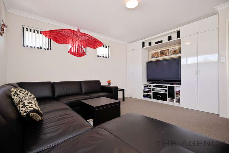 Second view of Homely house listing, 32 Elmridge Parkways, Ellenbrook WA 6069