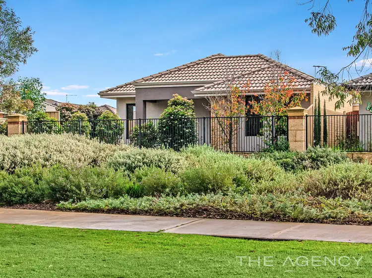 2 Kingsdale Lane