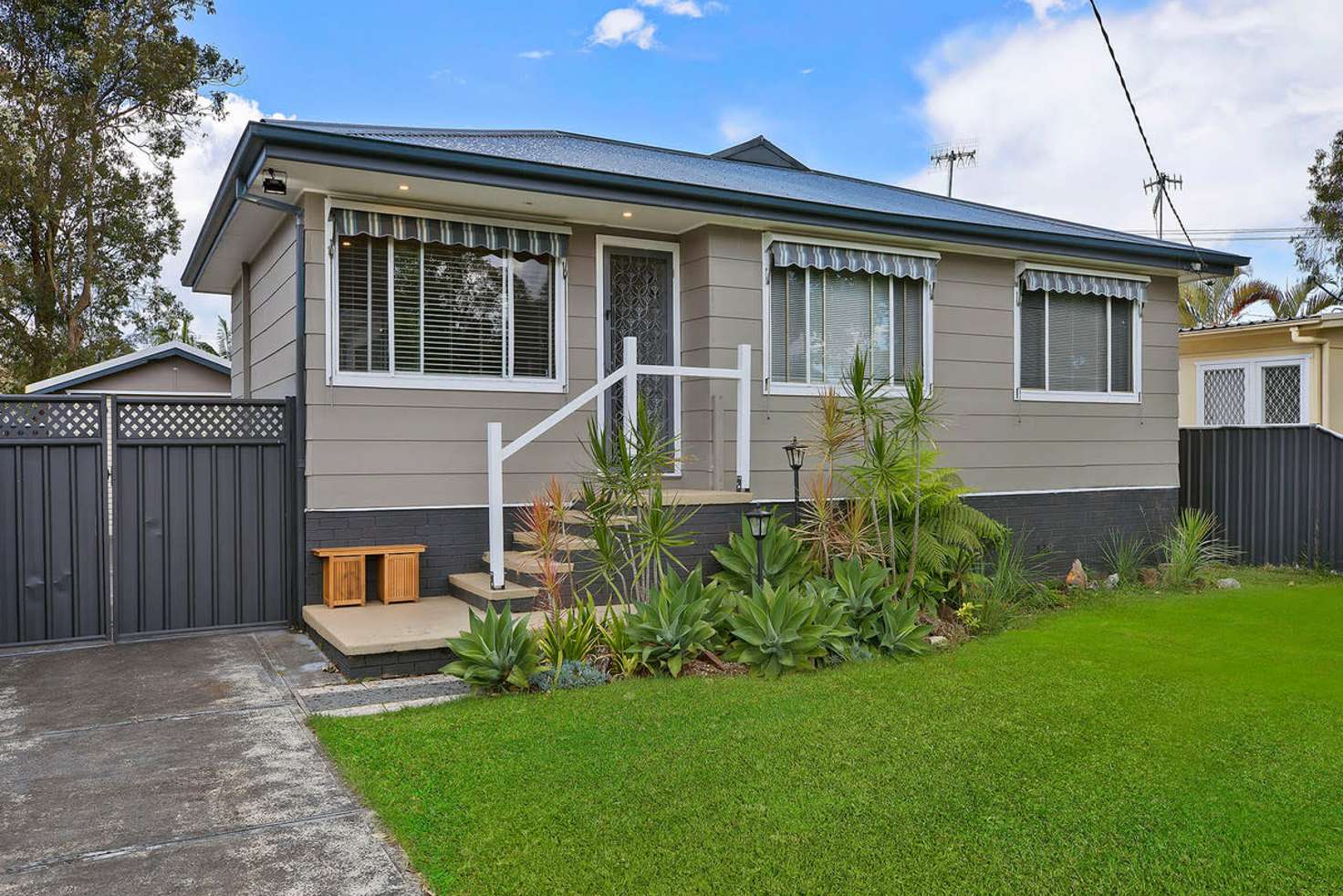 Main view of Homely house listing, 81 Kerry Crescent, Berkeley Vale NSW 2261