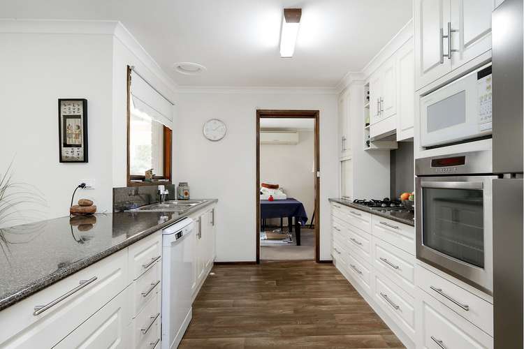 Fifth view of Homely house listing, 3 Walker Court, Sale VIC 3850