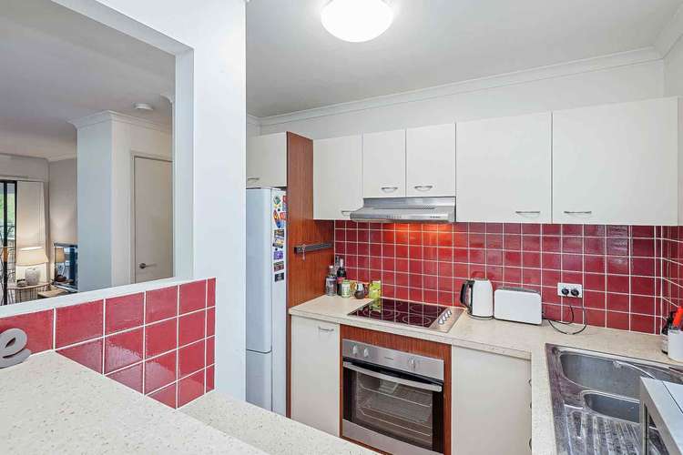 Fourth view of Homely apartment listing, 1/106 Linton Street, Kangaroo Point QLD 4169