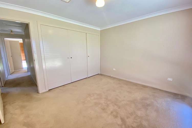 Fifth view of Homely unit listing, 2/108 Undurra Drive, Glenfield Park NSW 2650