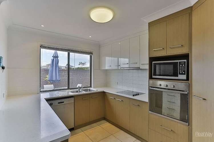 Second view of Homely unit listing, 2/2 Wareena Crescent, Glenvale QLD 4350