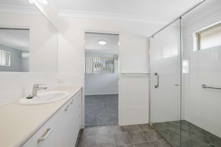 Sixth view of Homely villa listing, 13/102 Wynyard Street, Cleveland QLD 4163