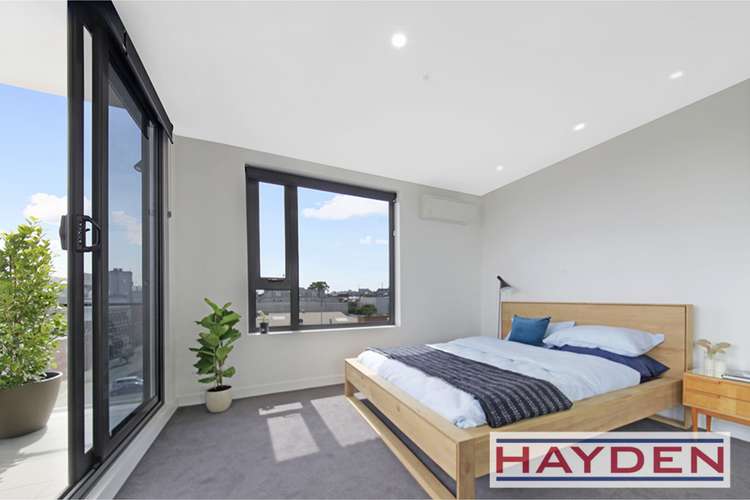Fifth view of Homely apartment listing, 401/14-16 Anderson Street, West Melbourne VIC 3003