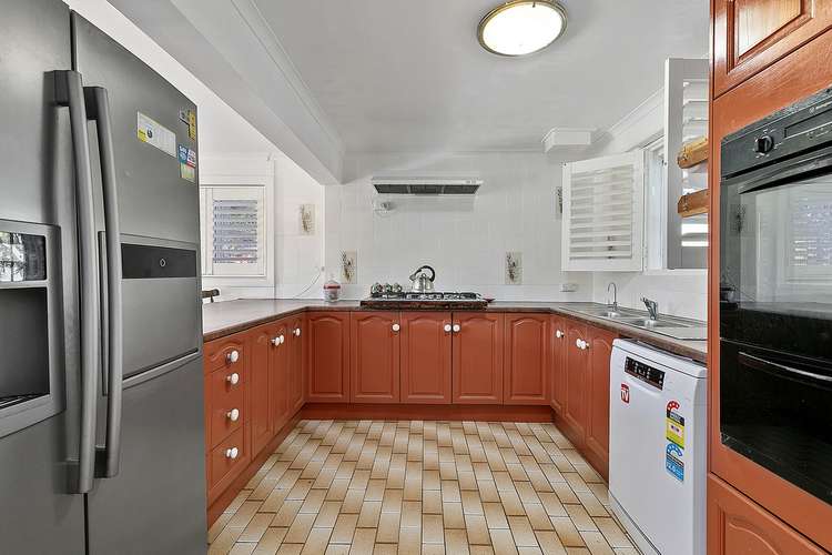 Third view of Homely house listing, 4 Linda Street, Birkdale QLD 4159